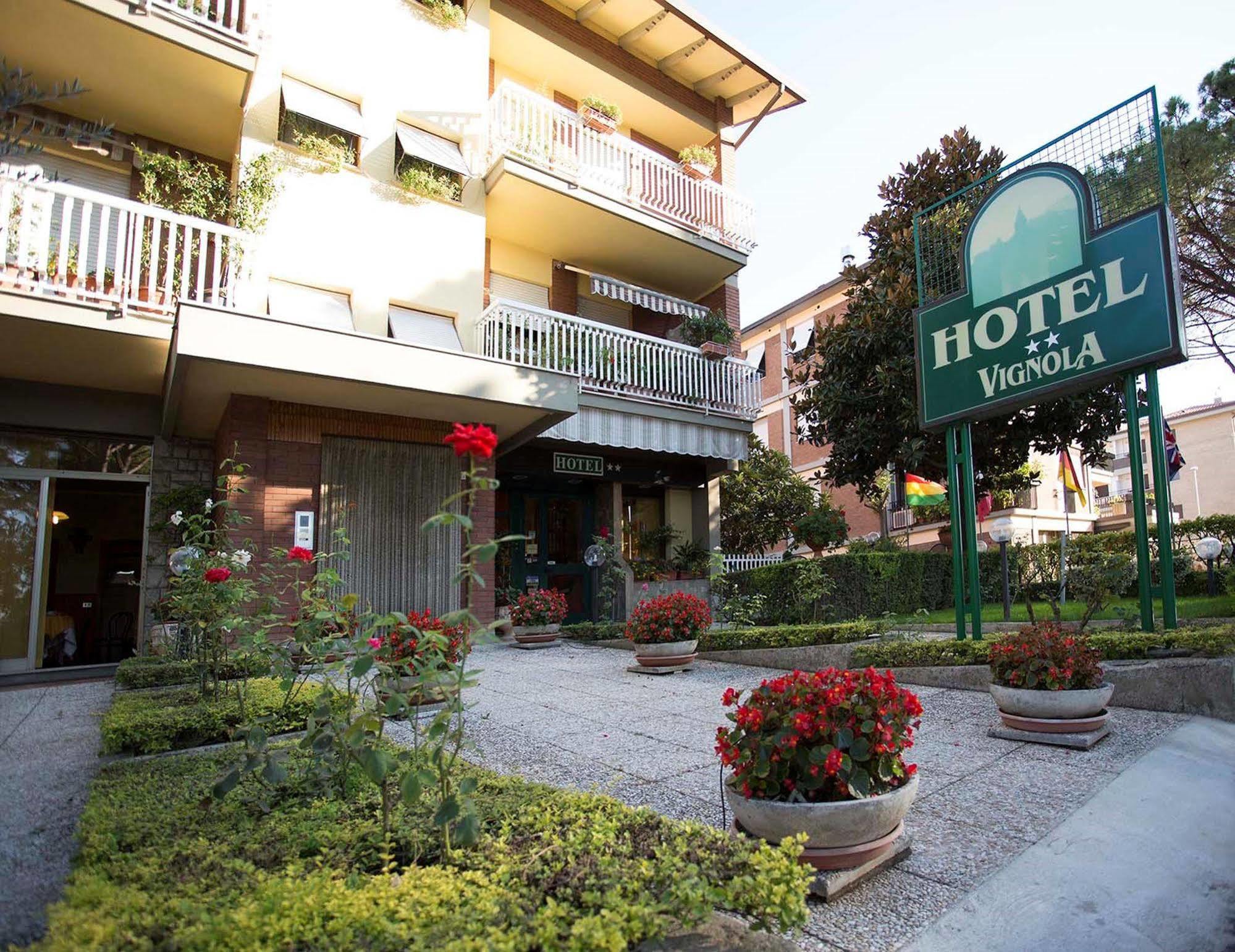 Hotel Vignola Assise Extérieur photo